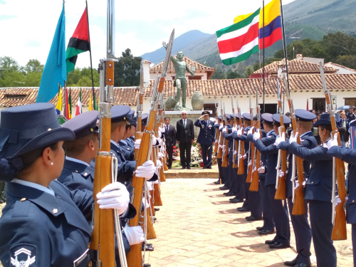 Fuerza Aérea Colombiana rinde homenaje al Capitán Antonio Ricaurte