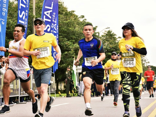 Fuerza Aérea Colombiana participa en XI versión de la Carrera por los Héroes 10 K.
