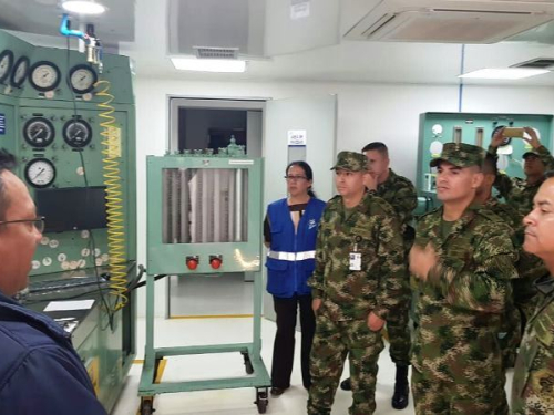 Aviación del Ejército Nacional visita el Comando Aéreo de Mantenimiento