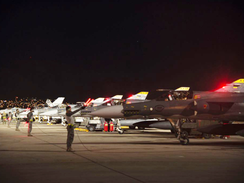 Red Flag: la noche como aliado en la aviación militar.