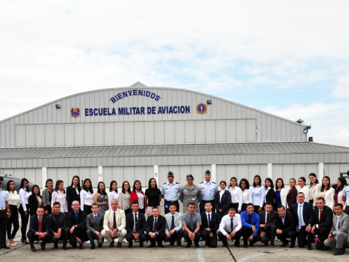 EMAVI dio la bienvenida a 40 nuevos profesionales aspirantes a Oficiales de la Fuerza Aérea