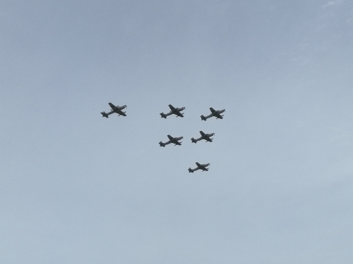 Aeronaves de la Fuerza Aérea Colombiana realizan ensayos para la revista aérea del 20 de julio en el Comando Aéreo de Combate No.1