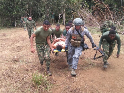 Fuerza Aérea Colombiana realiza evacuación aeromédica de soldado en Tumaco, Nariño