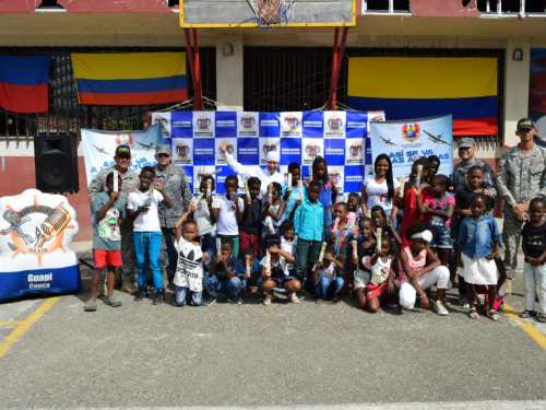 Fuerza Aérea Colombiana y Armada Nacional llegaron hasta el corazón de Guapi, Cauca