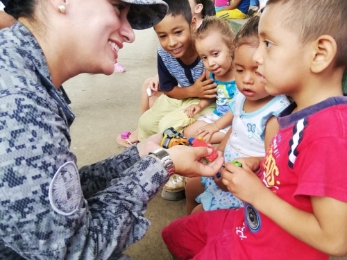 Fuerzas Militares llevan espaciamiento, recreación y diversión a niños del Bienestar Familiar del Municipio de Solano