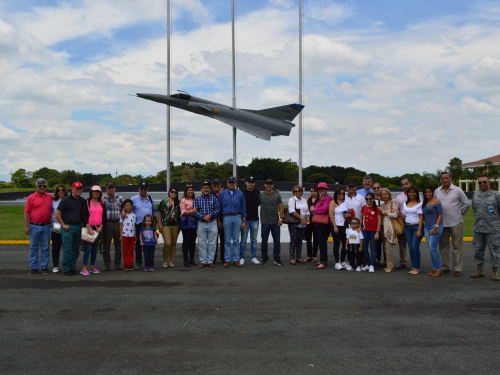 Oficiales Retirados de las Fuerzas Militares del Valle del Cauca visitaron EMAVI 