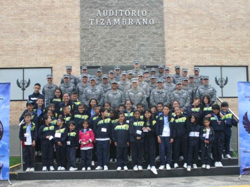 Estudiantes del Colegio Mayor de Mosquera visitaron la ESUFA