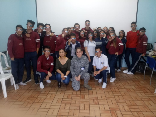 Alianza Pavimentos de Colombia S.A.S -Fuerza Aérea Colombiana, beneficia jóvenes en Engativá
