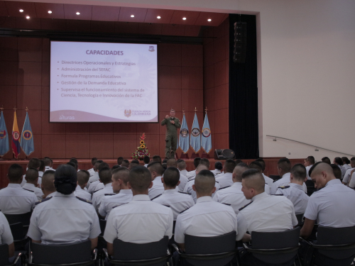 Finaliza Semana Universitaria con cátedras de direccionamiento Estratégico