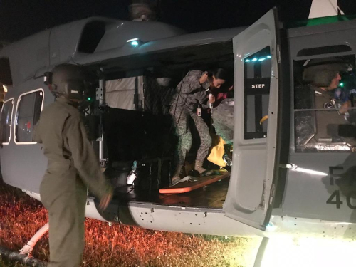 La Fuerza Aérea Colombiana evacúa a un niño Wayúu que sufrió quemaduras