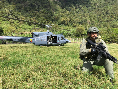 Policía Nacional y Fuerza Aérea Colombiana realizan importante operación en zona rural de Pandi y Venecia, Cundinamarca
