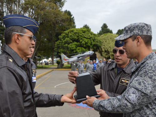 Grupo de Transportes del CATAM recibe reconocimiento en prevención de accidentes