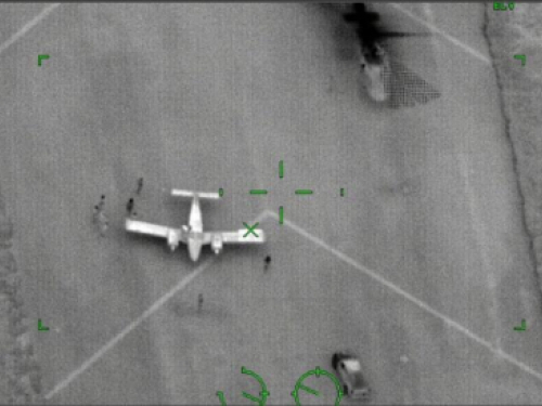 Aeronave ilegal es interceptada y obligada a aterrizar por aviones de combate en La Guajira