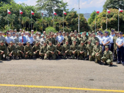 ¿Cómo ingresar a ser Oficial de Reserva de la Fuerza Aérea Colombiana?