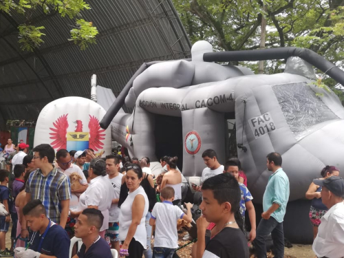 Hasta el barrio El Limonar en Neiva, llegó la Fuerza Aérea Colombiana 