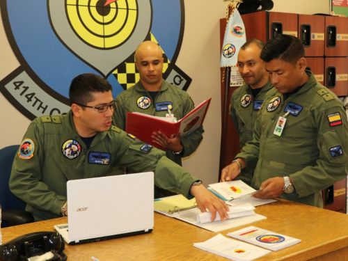 ¿Cómo se planea una misión de Reabastecimiento Aéreo en Red Flag?