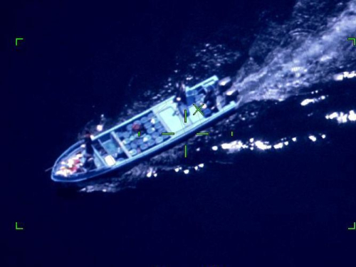 Interceptada embarcación al servicio del narcotráfico en alta mar