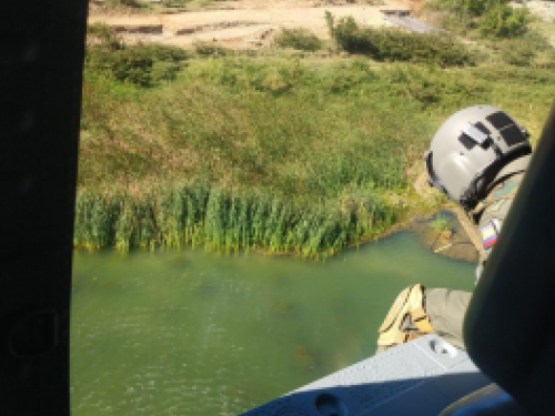 Con despliegue de aeronaves de la Fuerza Aérea, avanzan labores de extinción de incendios forestales en Antioquia