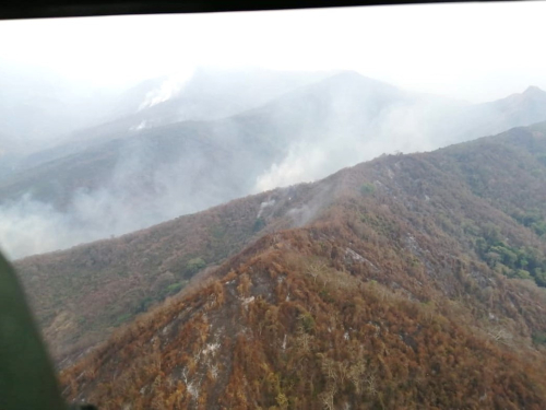 Desde el aire se monitorean los focos de incendios en el municipio de Fonseca