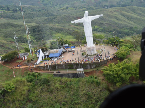 Viaje tranquilo por el país, su Fuerza Aérea Colombiana lo está cuidando