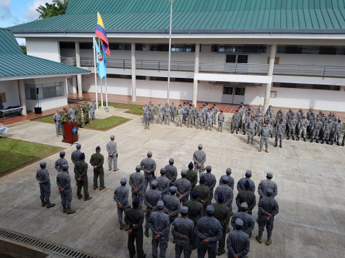 Con motivo del aniversario No 85 del CACOM 6, comandante del Comando Conjunto No 3 visitó la Base Aérea 