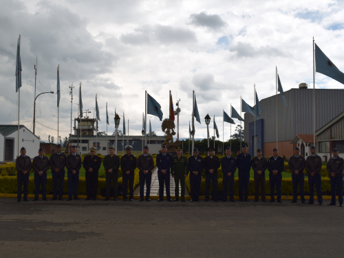 CAMAN recibe visita de Agregados de Defensa, Militares, Navales y Aérea 