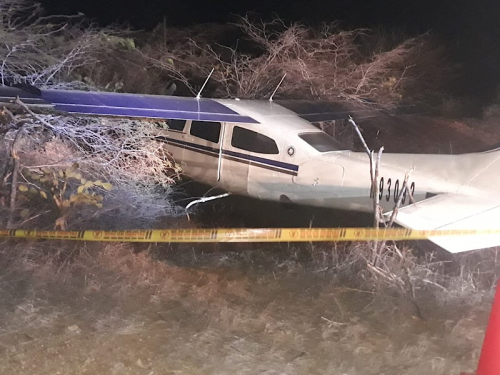 Interceptada e inmovilizada aeronave ilegal por aviones de combate de la FAC en la Guajira
