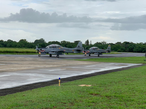 Aeronaves de la Fuerza Aérea dar apertura de la Ruta Libertadora en Tame, Arauca