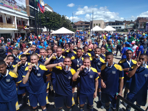 Media Maratón Internacional de Rionegro estuvo acompañada por la Fuerza Aérea 