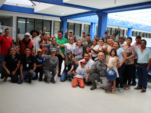¡Gracias Paz de Ariporo! Su Fuerza Aérea los protege 