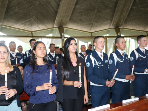 Jóvenes ratificaron su fe a través del sacramento de la confirmación