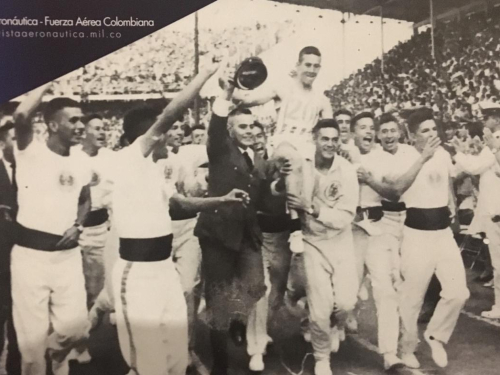 #TBT Graduación de los Oficiales del curso No. 41 de la Fuerza Aérea