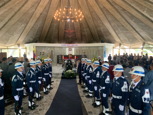 Conmemoración del día de los héroes de la nación y sus familias