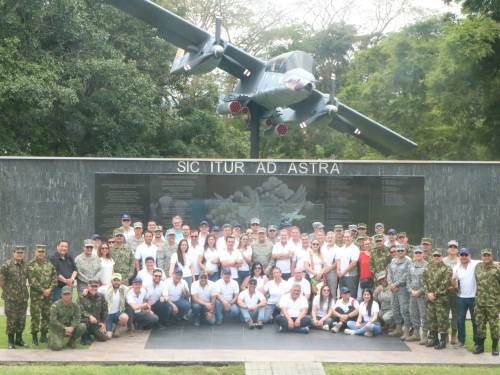 El CAEM y CIDENAL realizan visita Geoestratégica al CACOM 2.