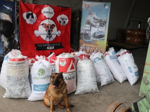 534 kg de material reciclado son transportados por la Fuerza Aérea Colombiana en el Amazonas