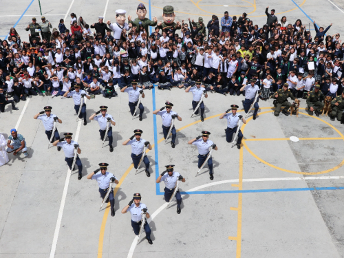 Correo de la Gratitud llega a las Fuerzas Militares.