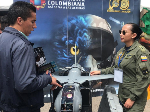 Fuerza Aérea Colombiana participa en la XXI Vitrina Aeronáutica.