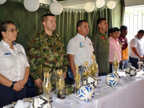 Fuerza Aérea acompañó al Ejército en la inauguración de “Mi Vereda Modelo”, en el Tolima. 
