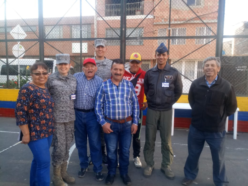 Reunión con Líderes Comunitarios afianza lazos entre la comunidad y la Institución Aérea.