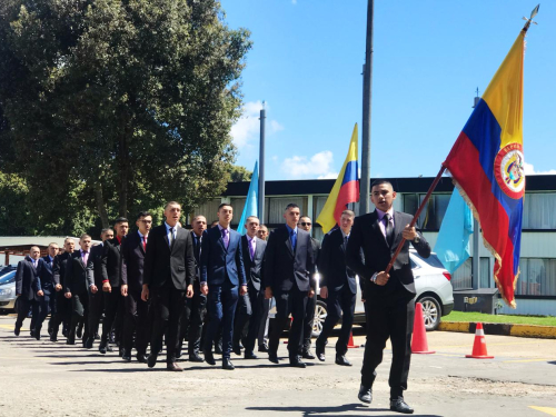 Jóvenes culminan su servicio militar en la Fuerza Aérea Colombiana