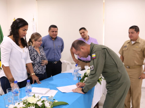Fuerza Aérea Colombiana participó en el II Encuentro por la Unidad Regional en el Amazonas