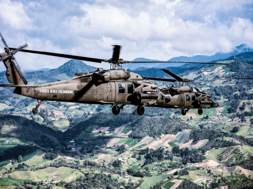 Helicóptero arpía de la Fuerza Aérea sostiene presencia en el nororiente de Medellín 