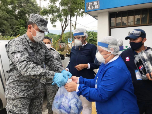  Un gesto de gratitud por parte de la Fuerza Aérea Colombiana