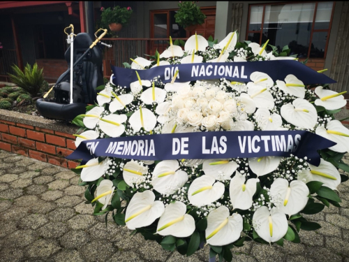 Fuerza Aérea horna la memoria de sus hombres 