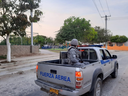 Con cuñas de prevención su Fuerza Aérea Colombiana hace presencia en Malambo