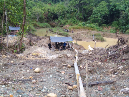 Fuerzas Militares propinan golpe a la minería ilegal en Chocó
