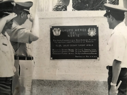 Cápsula de recuerdos del Comando Aéreo de Combate No. 3