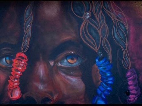 Obras literarias y muestras artísticas como vehículo de conexión cultural con la población insular 