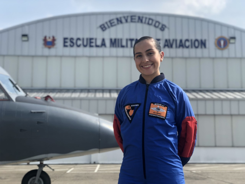 Futuros pilotos de su Fuerza Aérea Colombiana inician la preparación para su primer “vuelo solo” 