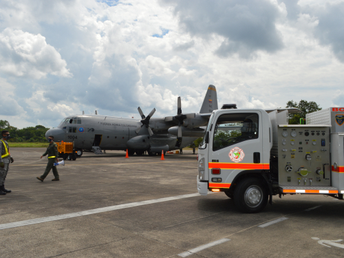 Primer vehículo cisterna en el Amazonas fue transportado por su Fuerza Aérea Colombiana 